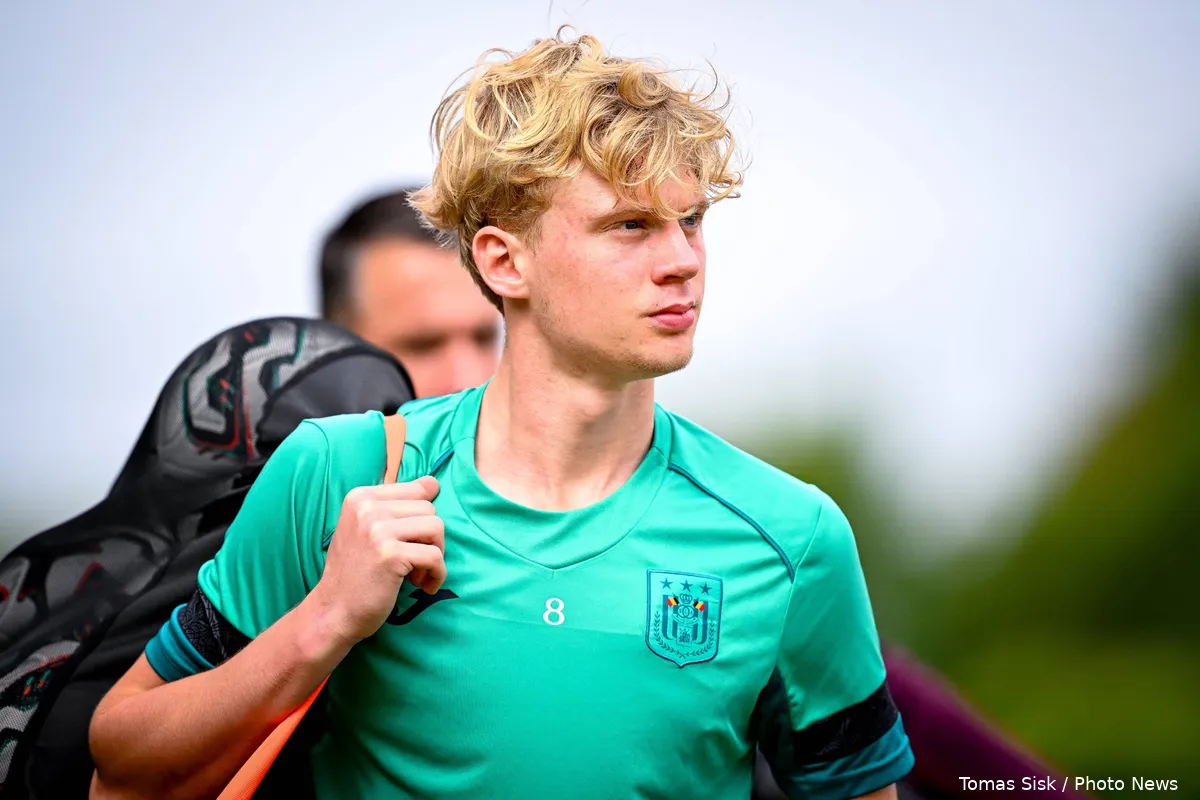 cedric-hatenboer-rsc-anderlecht-2025