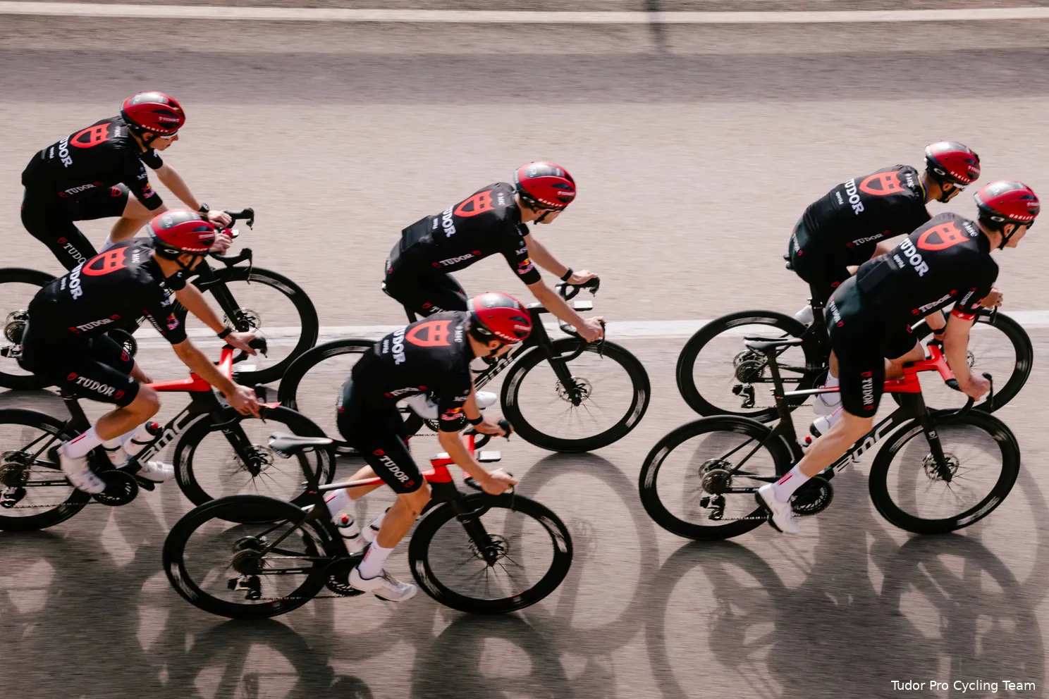 251211_dectrainingcamp_group_@tudorprocycling_11