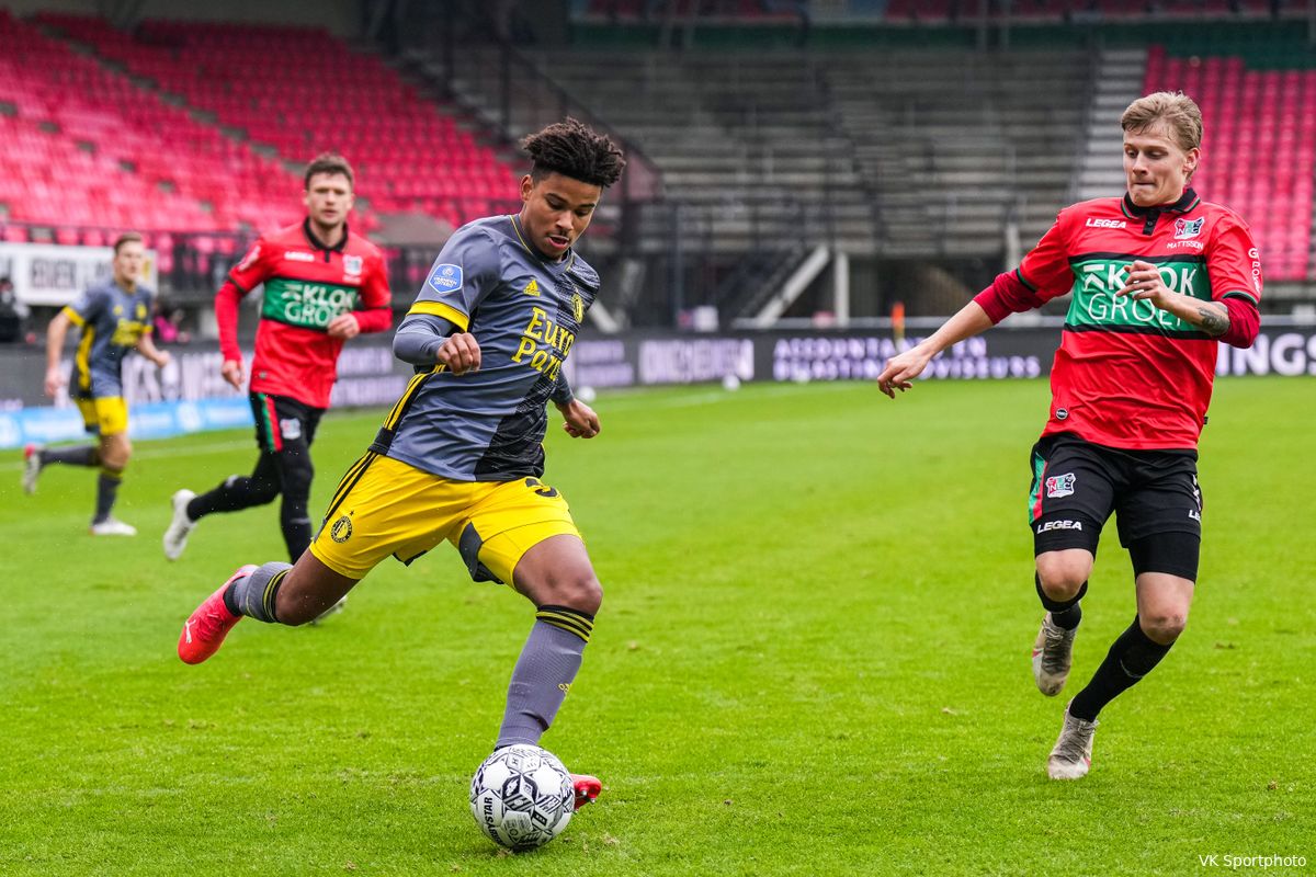 'SC Heerenveen aast op Hall en meldt zich bij Feyenoord'