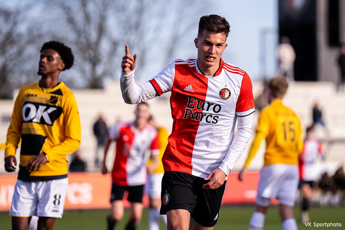 Feyenoord O21 verslaat NAC mede dankzij eerste goal Bassett