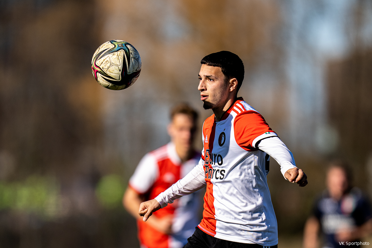 Kuyt neemt Belarbi transfervrij over van Feyenoord