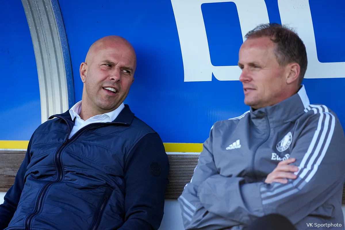 Hulshoff tekent nieuw contract bij Feyenoord