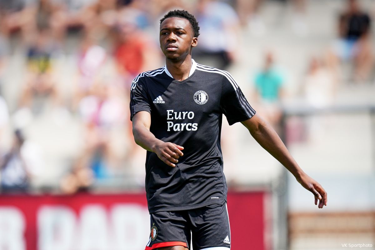 'Feyenoord beloont Milambo met nieuw contract tot 2025'