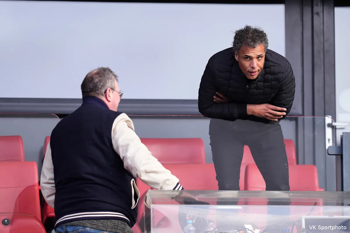 Van Hooijdonk pareert Van der Vaart: ''Die hebben ze toch wel!''