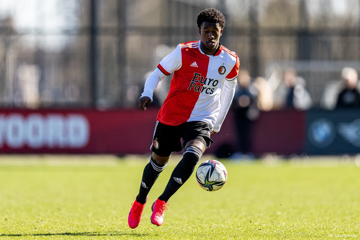 Officieel: Shiloh 't Zand op huurbasis naar FC Dordrecht