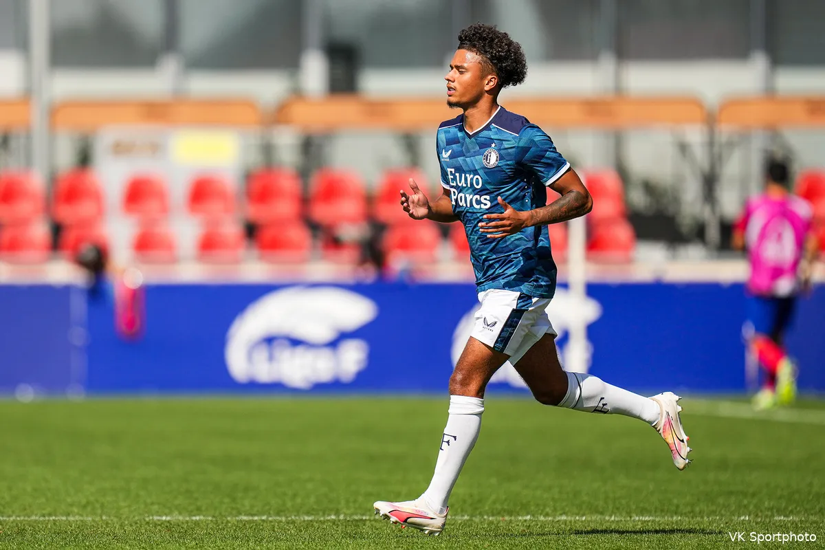 yv2023104yv2023104a1c04135