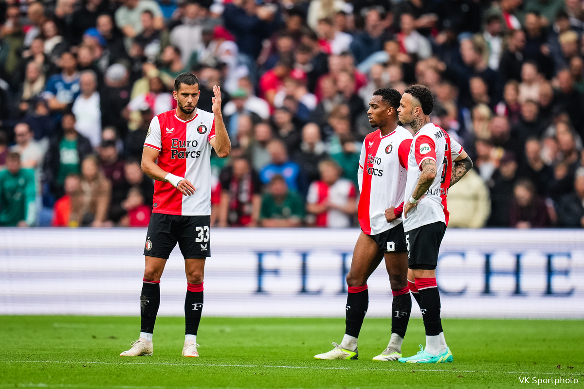 Van Bronckhorst: "Ik vind dat zijn ontwikkeling echt geweldig gaat"