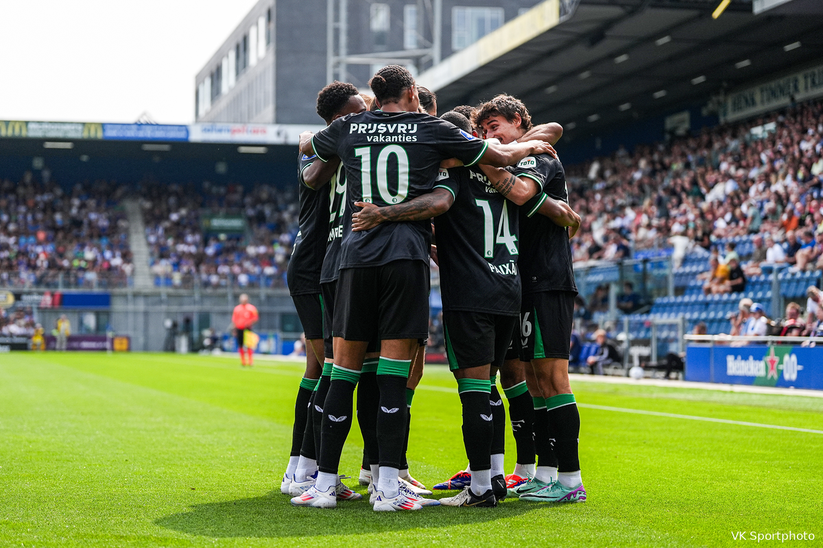 Van Hanegem ziet matig Feyenoord: ''Bueno is wel een voltreffer''