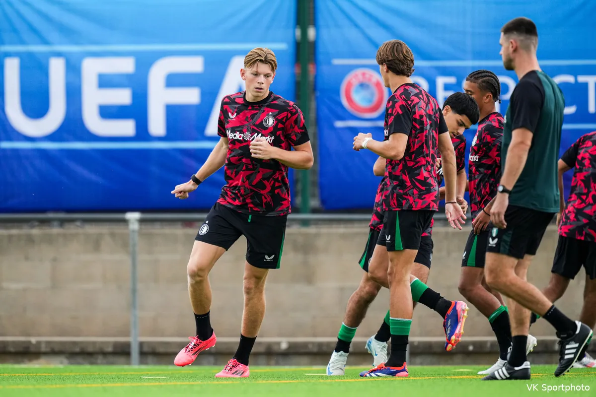 yv2024102yv2024102a1c08079