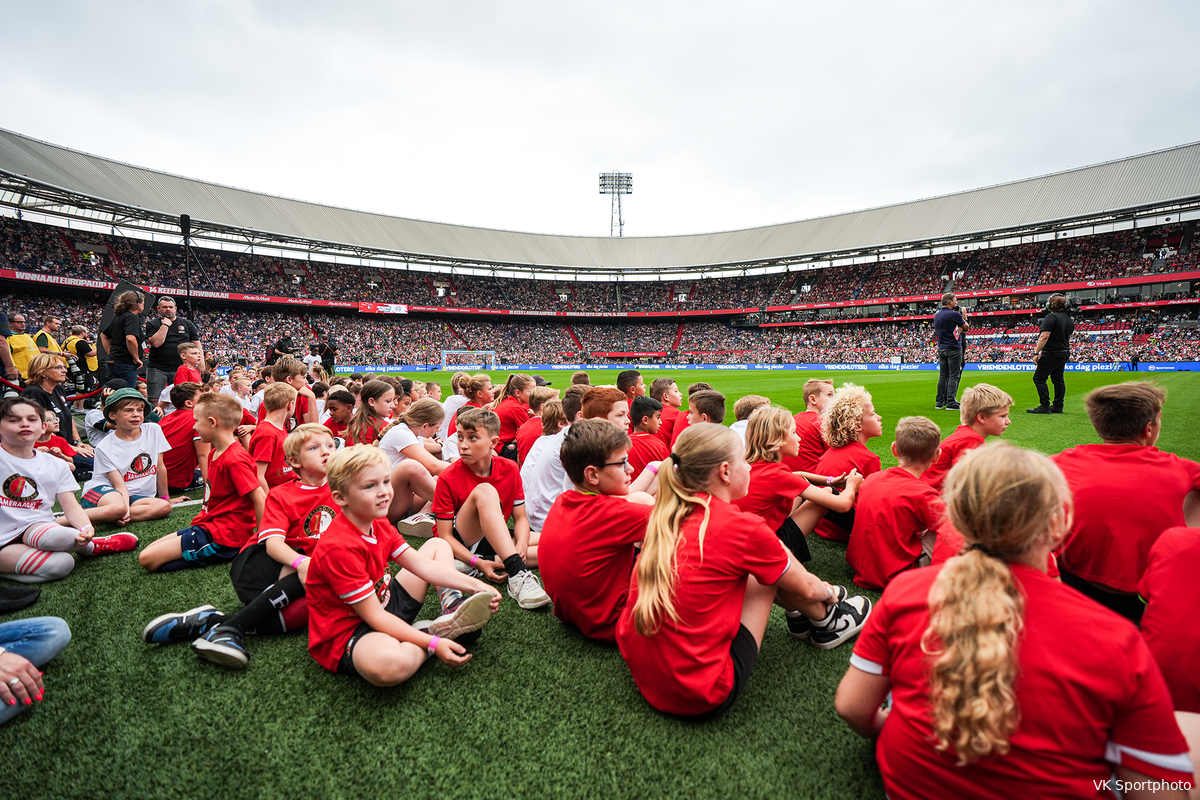 Feyenoord organiseert Kameraadjes Voetbalshow op woensdag 26 maart