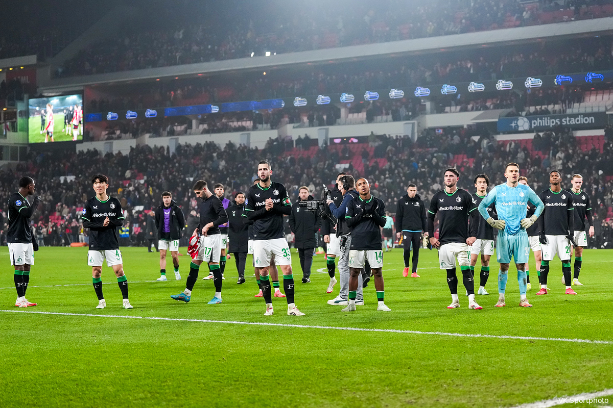 'Ergernis binnen spelersgroep over te globale voorbereiding op wedstrijden'