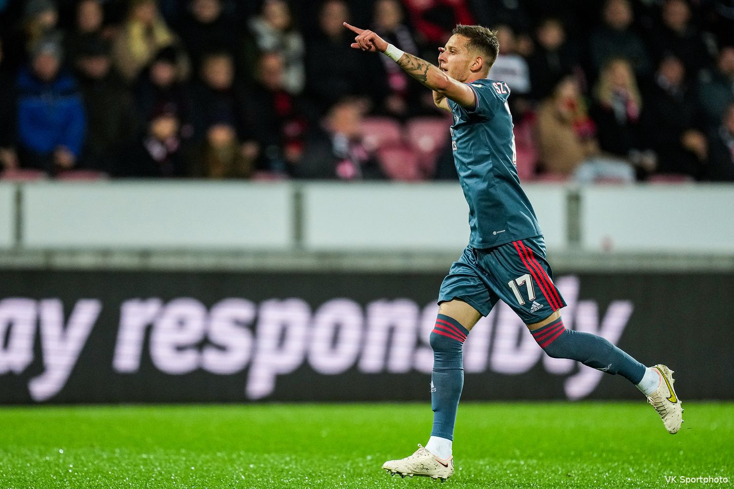 Matig Feyenoord geeft voorsprong uit handen in Denemarken