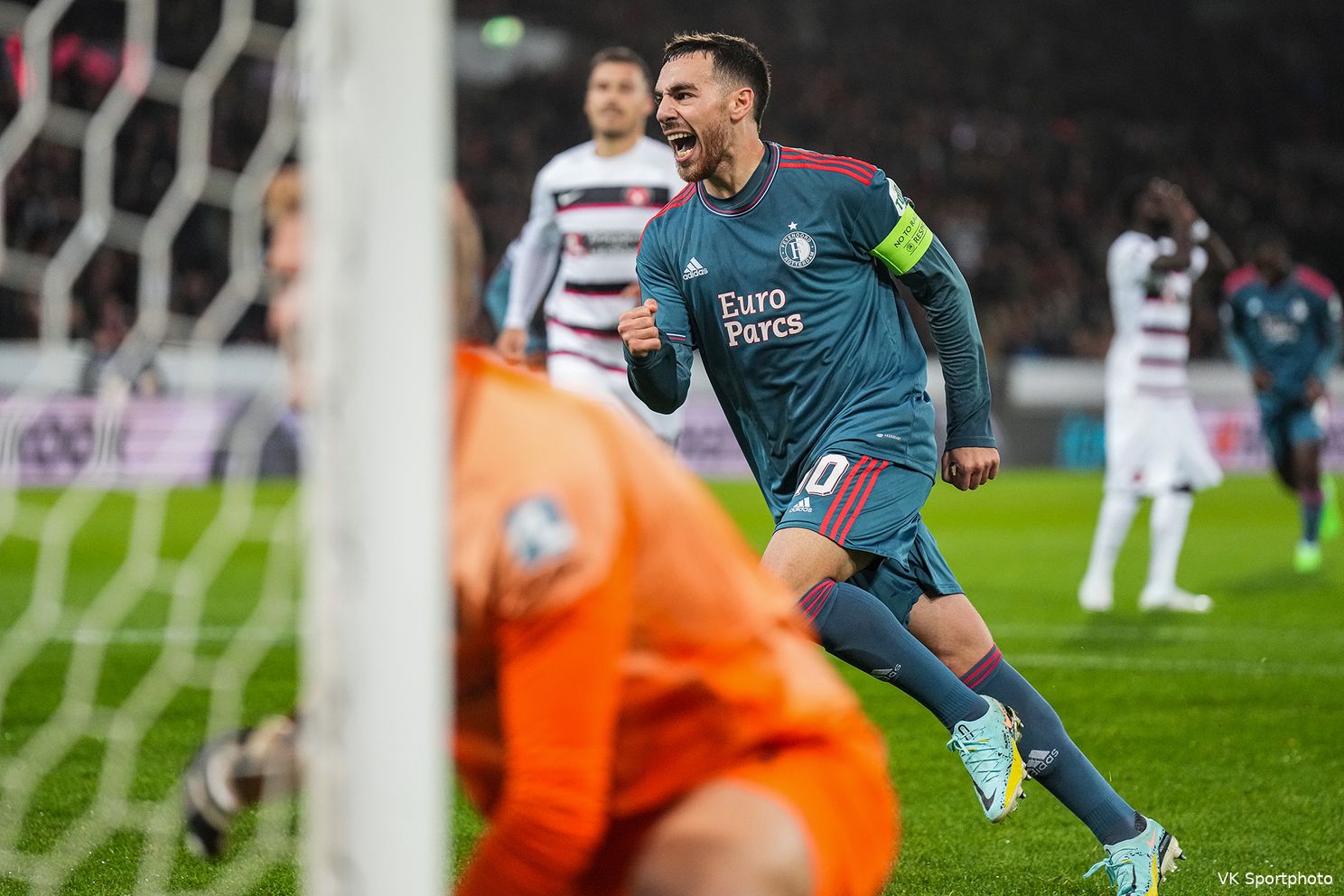 Matig Feyenoord geeft voorsprong uit handen in Denemarken