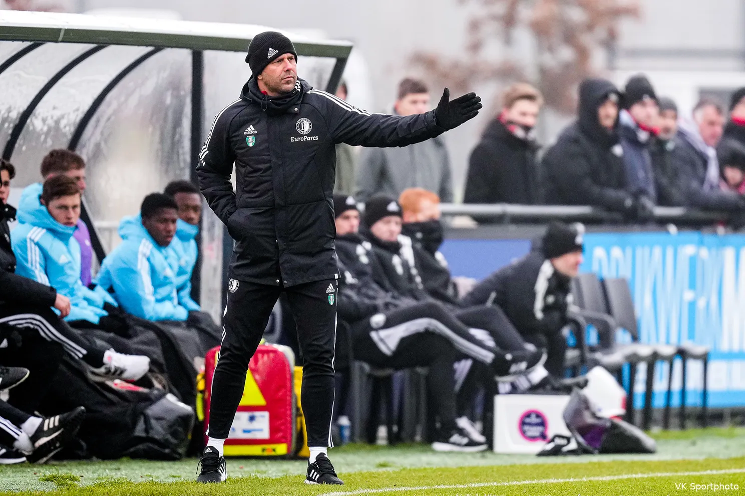 Sauer trefzeker tijdens gewonnen oefenwedstrijd Feyenoord