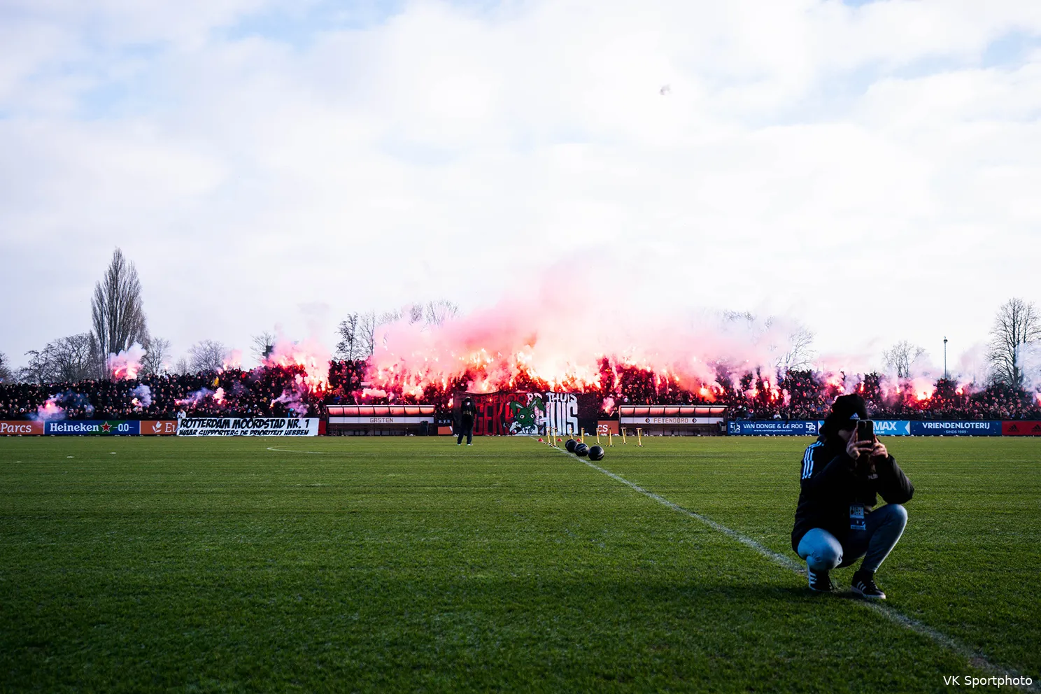 'Mistig' Varkenoord steunt Feyenoord in aanloop naar Klassieker