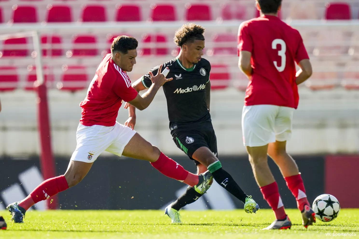 Machteloos Feyenoord Onder 19 verliest opnieuw in Youth League