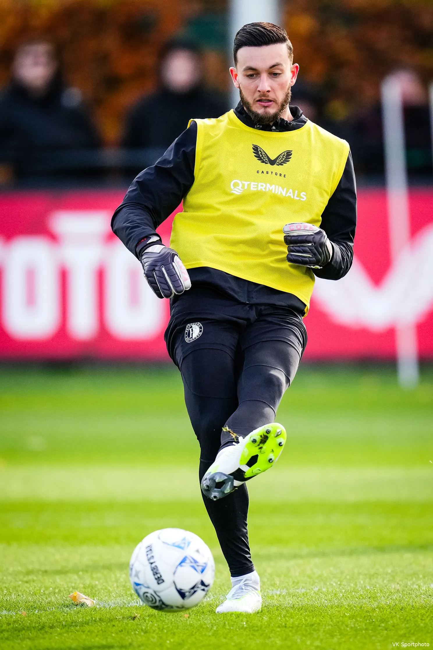 Herstelde Trauner sluit aan bij groepstraining Feyenoord