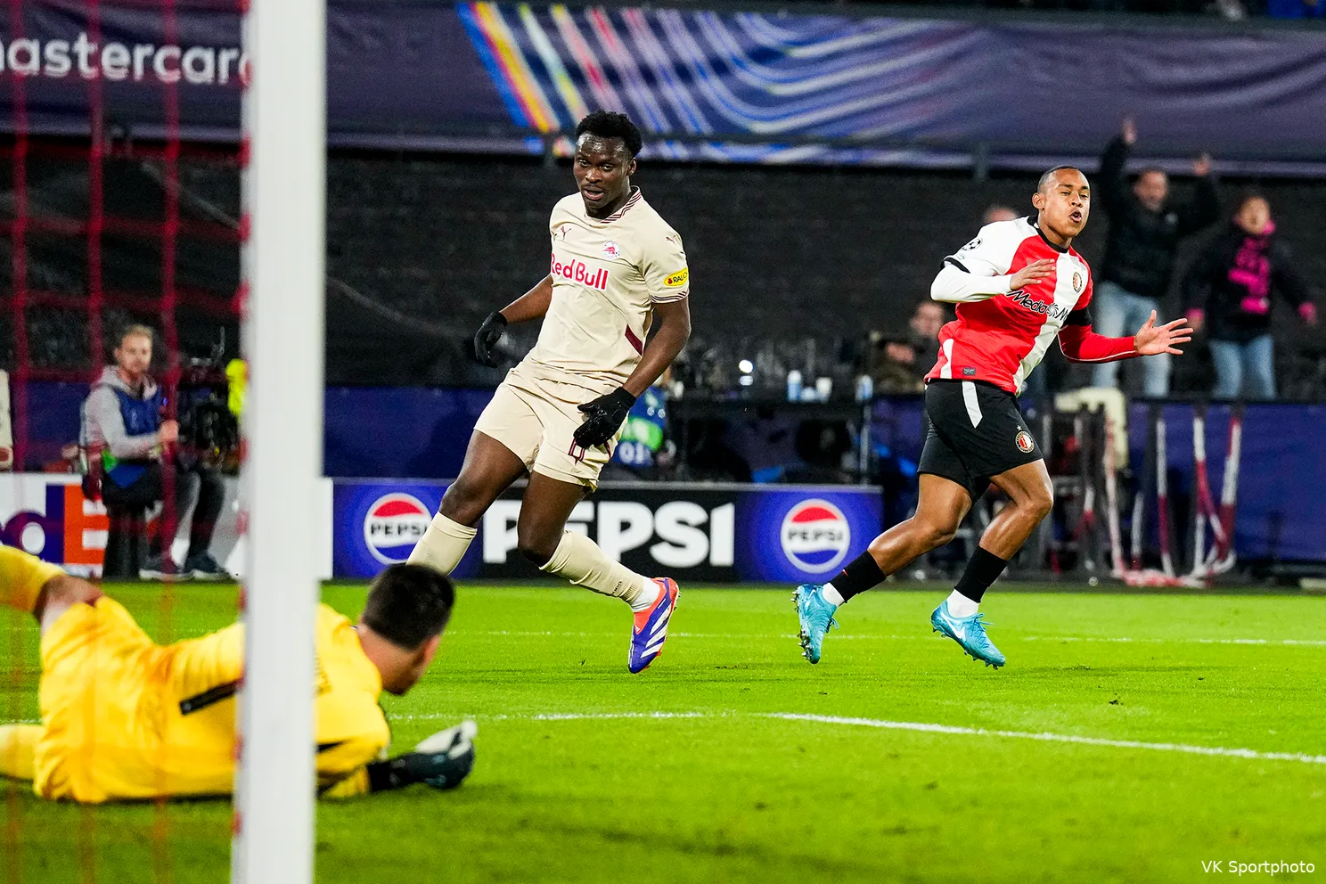 Blessures komen Feyenoord duur te staan met nederlaag in Champions League