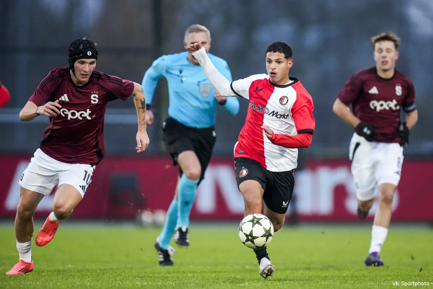 yv20241211yv20241211 a1d2240