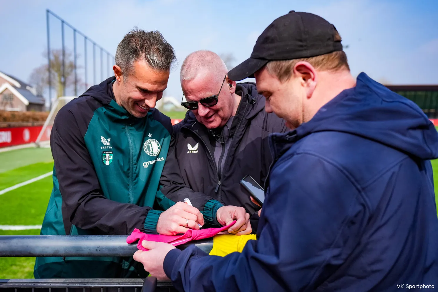 Van Persie ziet selectie steeds fitter worden richting Eredivisie-hervatting