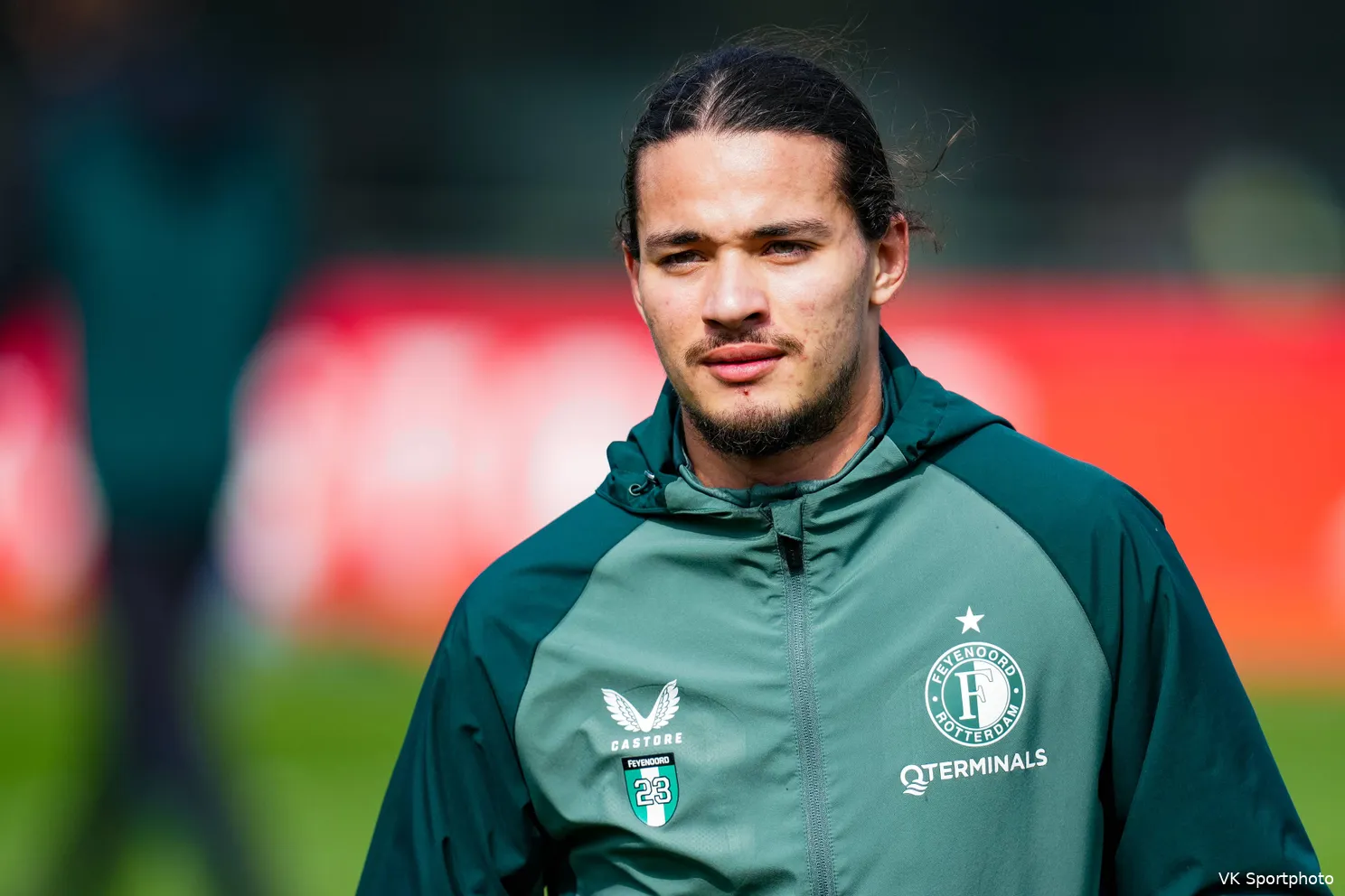 Van Persie ziet selectie steeds fitter worden richting Eredivisie-hervatting