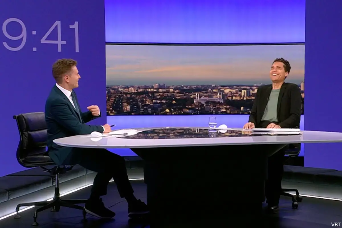 Aster Nzeyimana gaat compleet de mist tijdens nieuwsuitzending: Wim De Vilder barst live in lachen uit