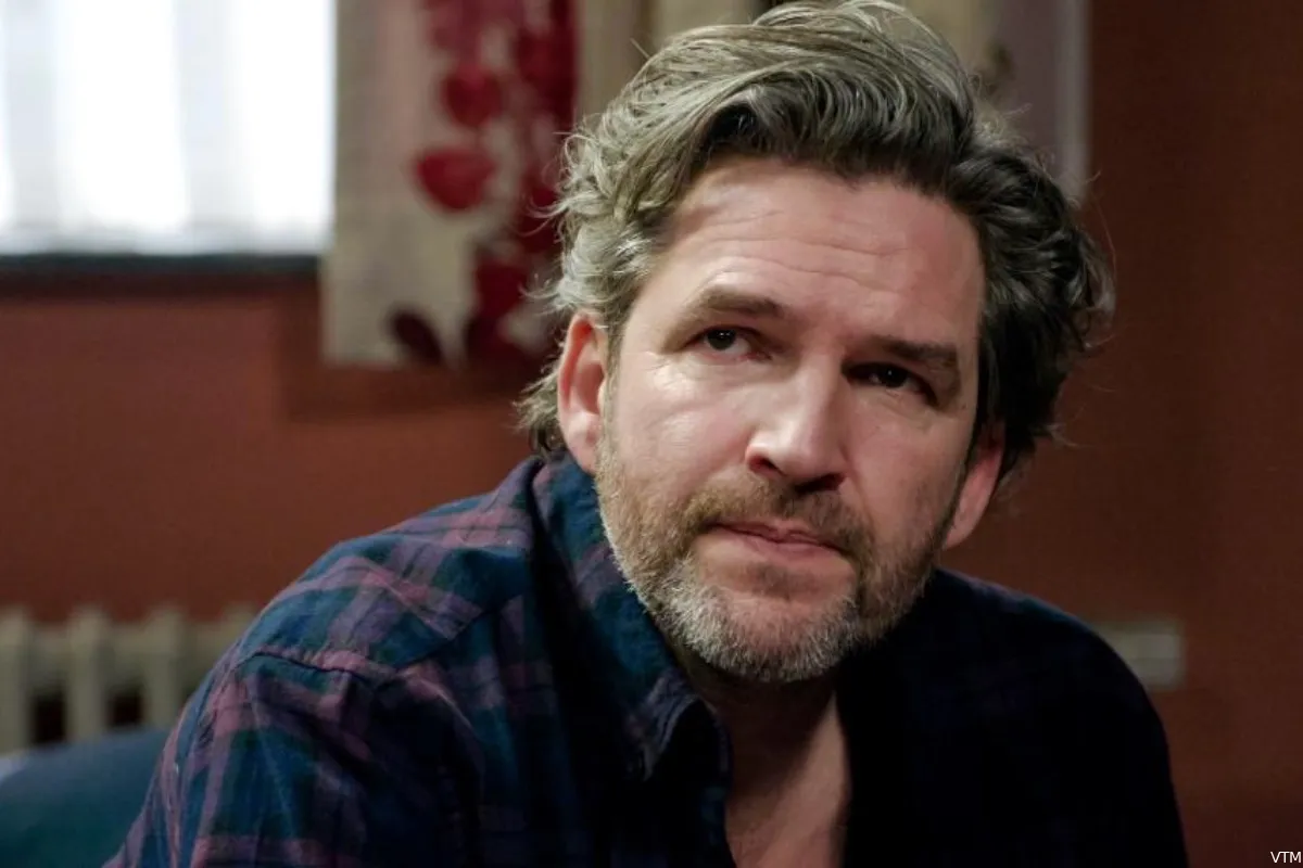 'Familie'-acteur Roel Vanderstukken deelt somber nieuws over zoontje Ramses (7)