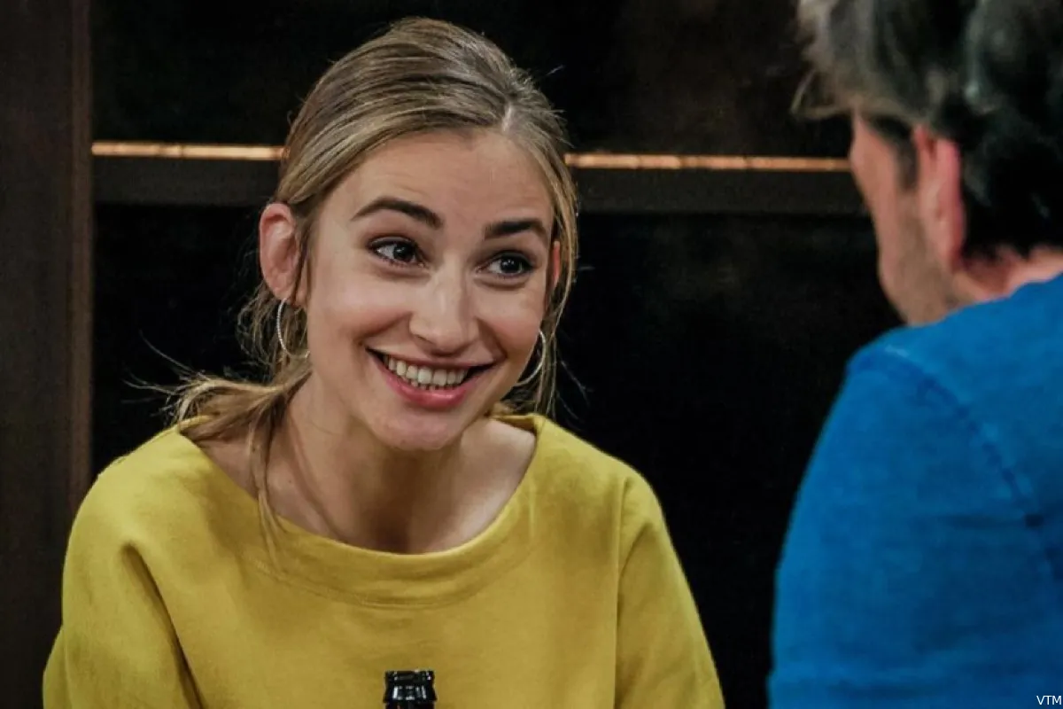 Het is zover! 'Familie'-actrice Jasmijn Van Hoof heeft groot nieuws over volgende stap met haar vriend