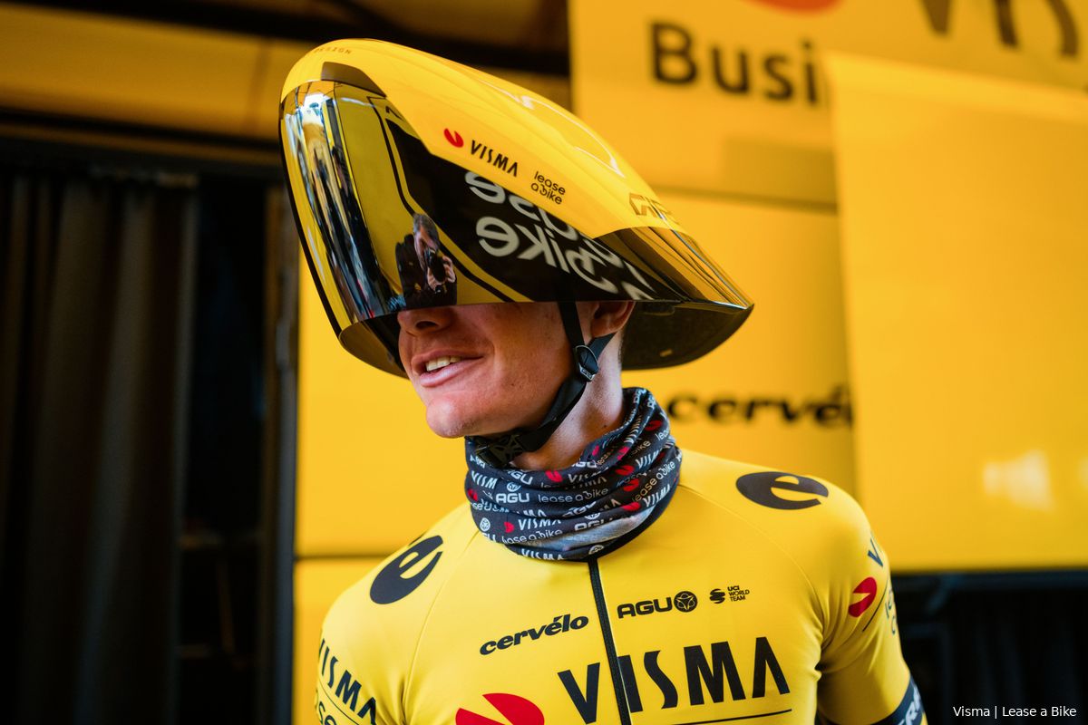 📸 Innovative and very striking: Visma | Lease a Bike unveils brand-new Giro time trial helmet