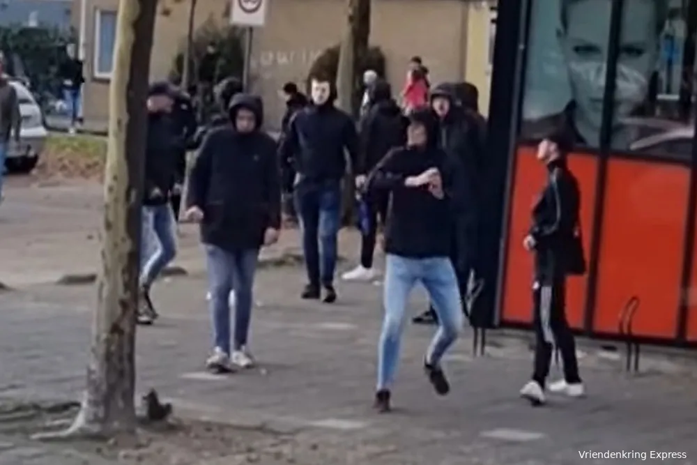 Video: Bus Vriendenkring aangevallen door Cambuur-supporters