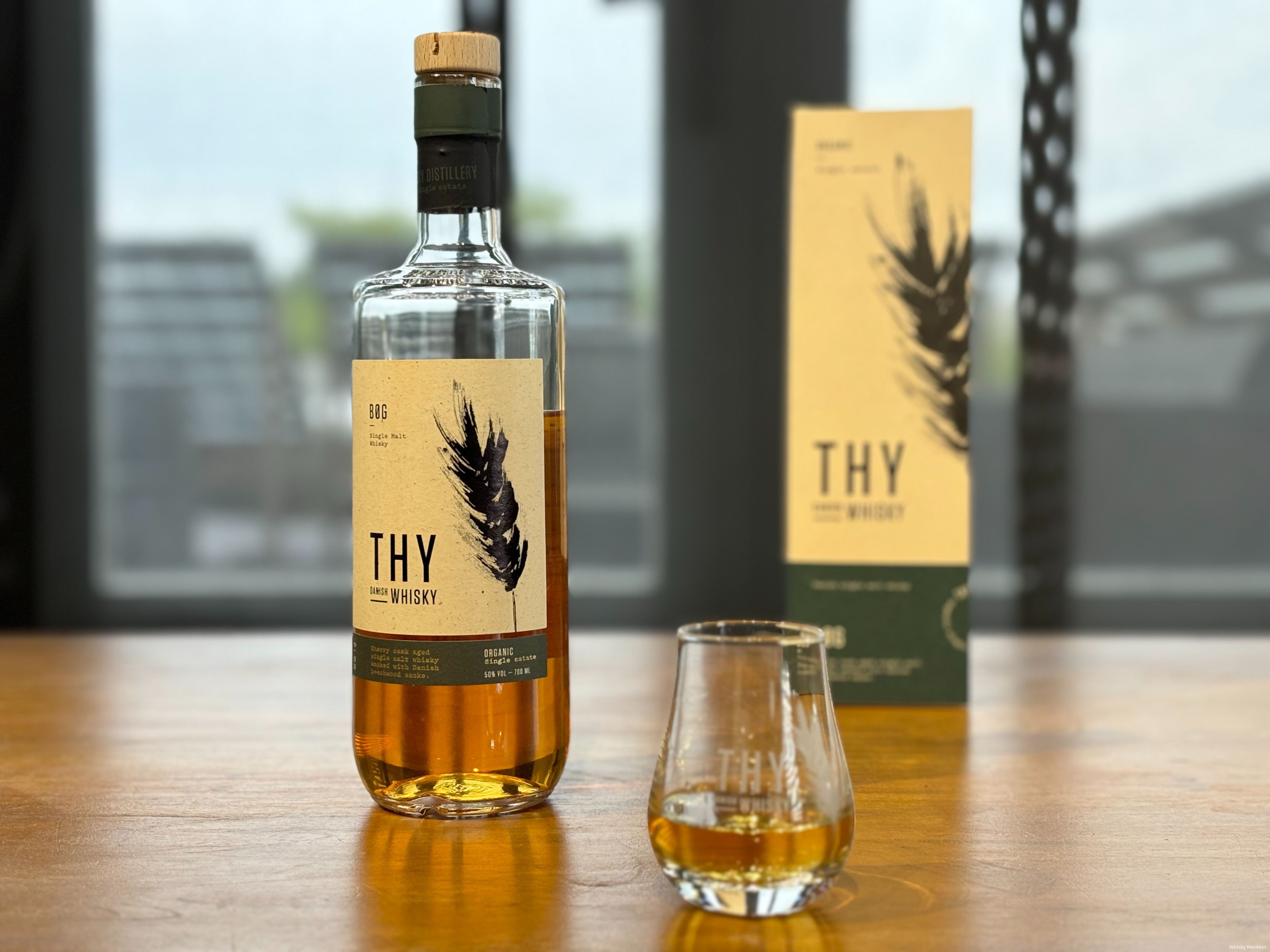 thy bog single malt whisky review2