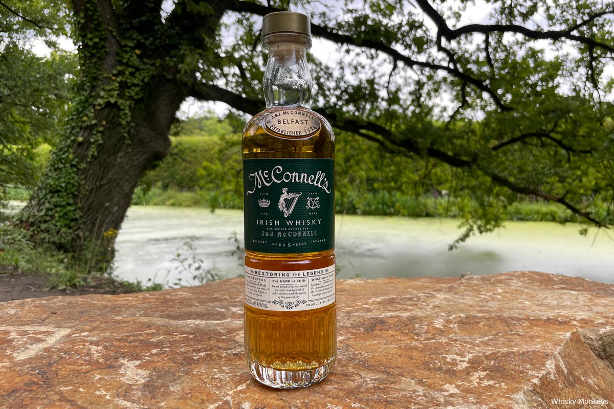 Whisky Year McConnell\'s Review 5 Irish Old