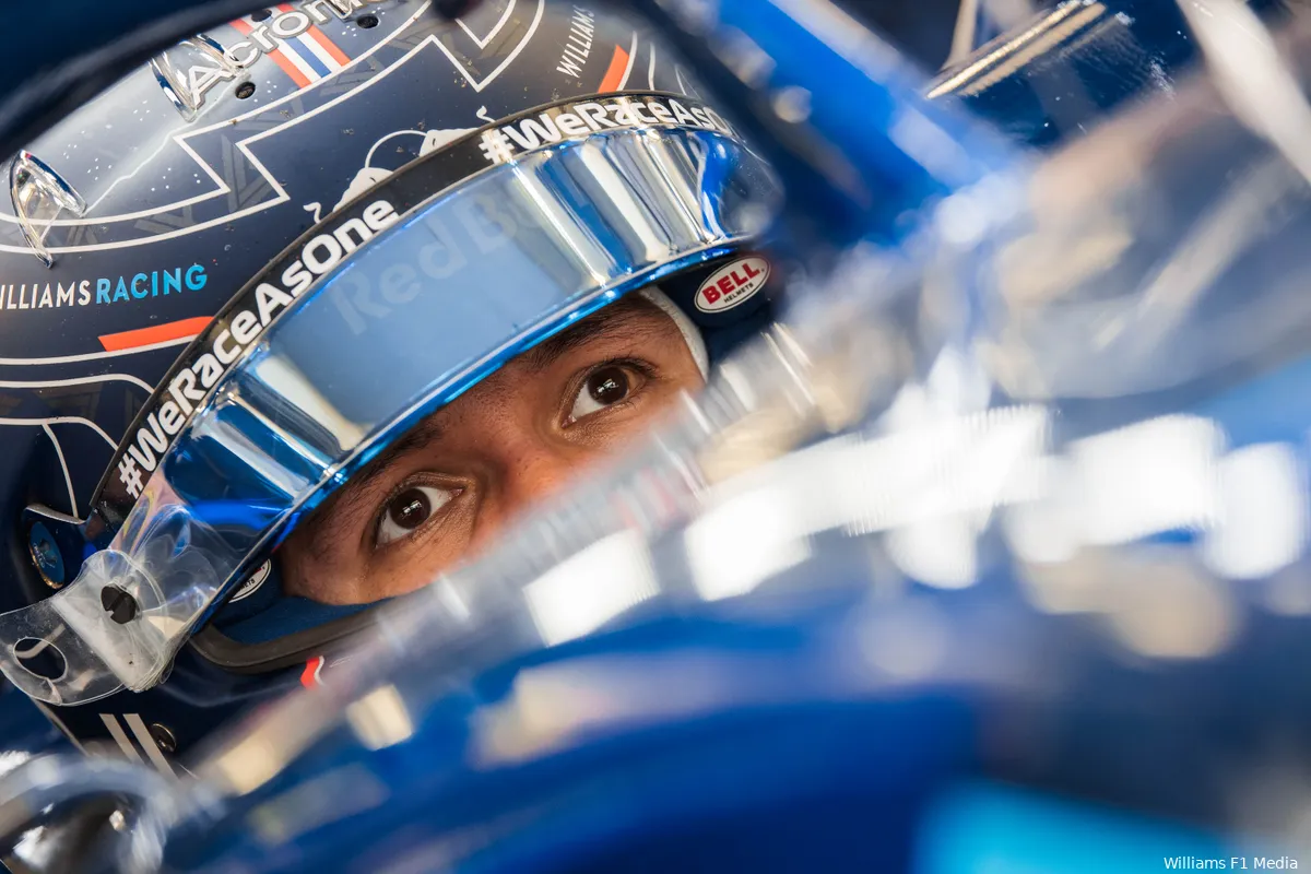 Albon had tussenjaar bij Red Bull nodig: 'Ik ben toen opgegroeid'