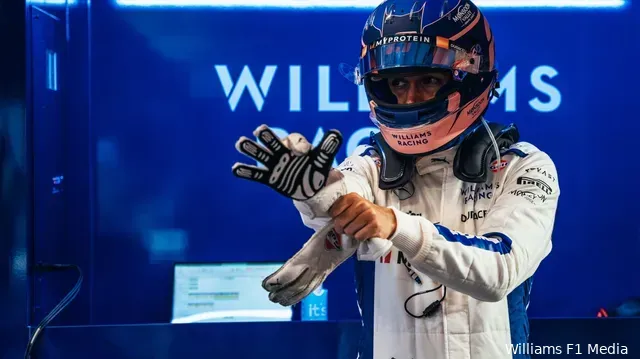 Albon aast op succes met Williams: 'De meeste coureurs hebben weinig geduld, maar ik heb tijd'