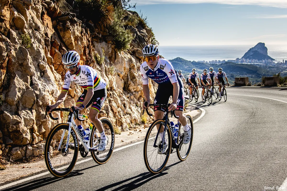 Quick Step-Alpha Vinyl pakt uit met Alaphilippe, Cavendish én Evenepoel in Tirreno-Adriatico