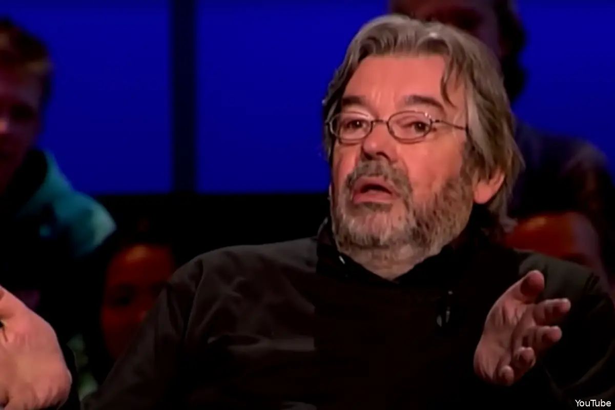 Maarten van Rossem steekt middelvinger op in 'De Slimste Mens': "Die naam wil ik nooit meer horen"