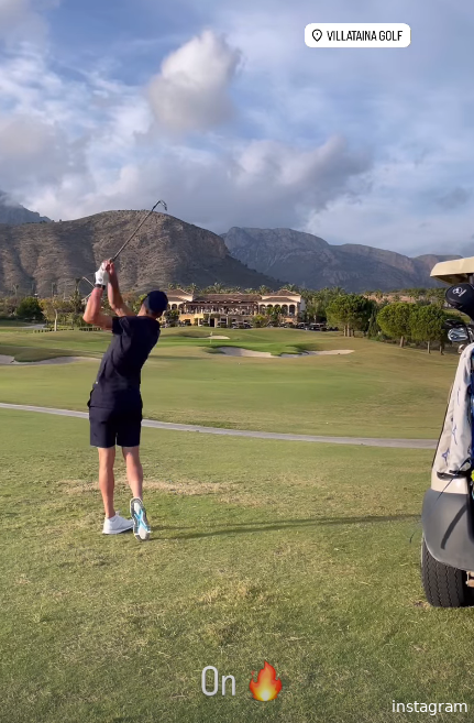 Van der Poel maakt indruk op professioneel golfer, Evenepoel op audiëntie aan Belgische kust