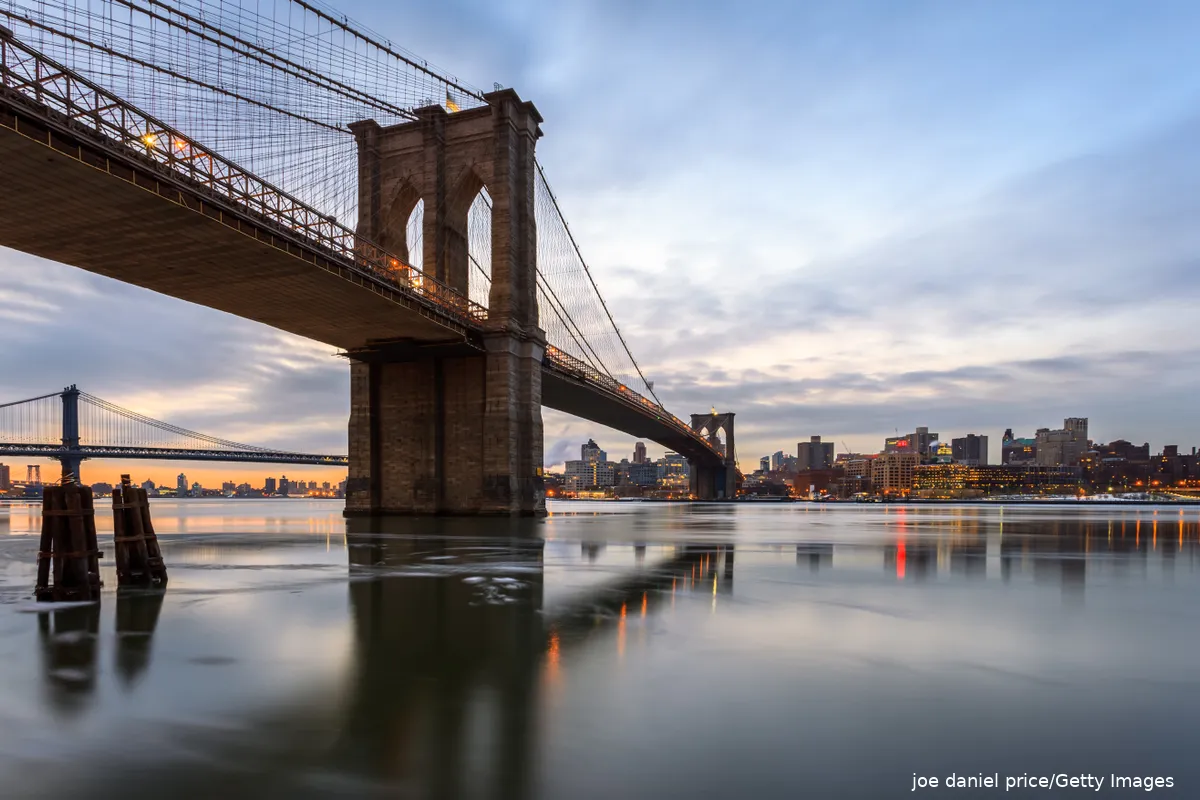 Brooklyn Bridge, New York ballots