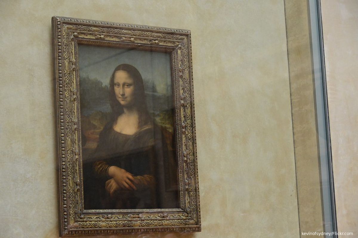 Mona Lisa again targeted by crackpot climate activists: Soup on Leonardo da Vinci's masterpiece!