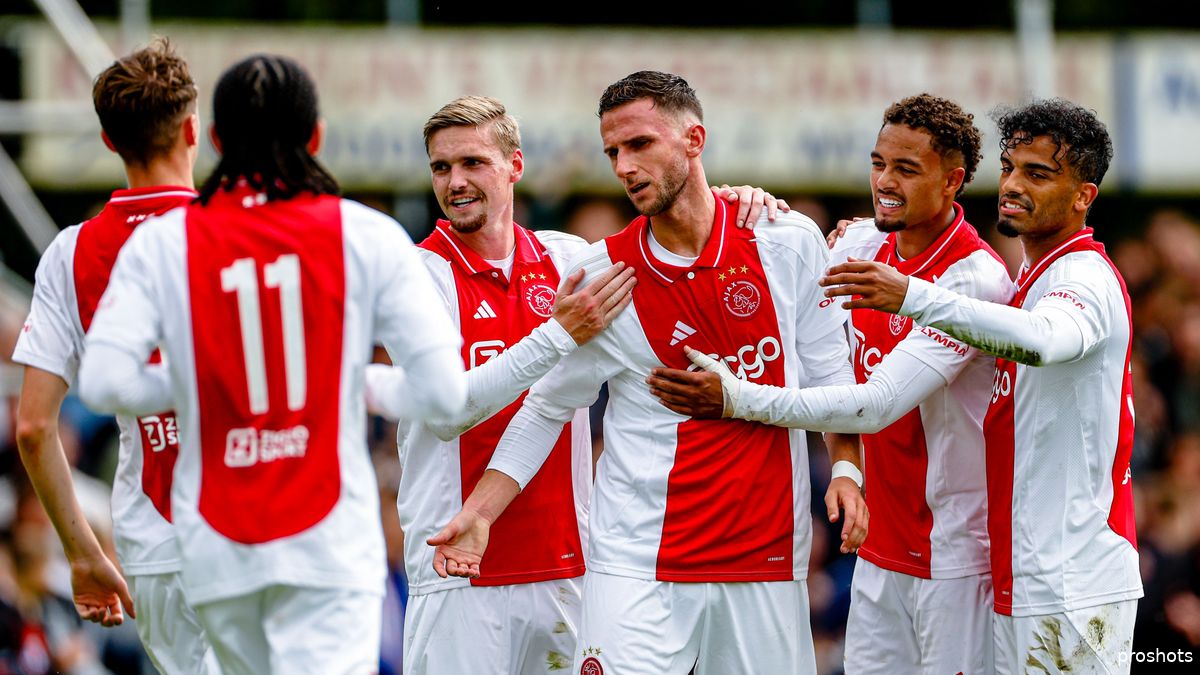 Ajax boekt nipte zege in matig oefenduel met Rangers FC