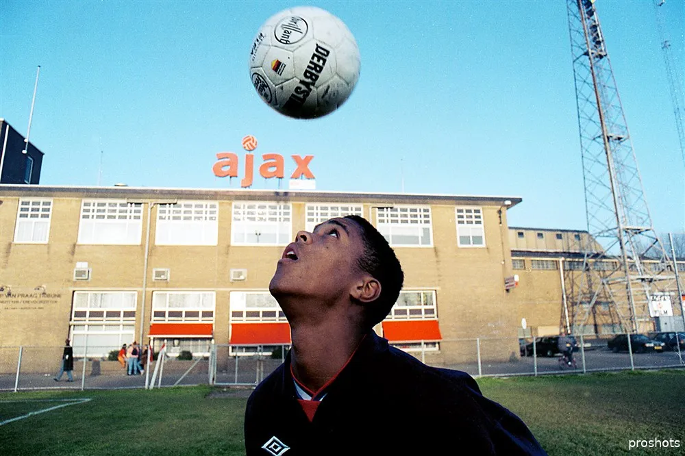patrick kluivert stadion de meer