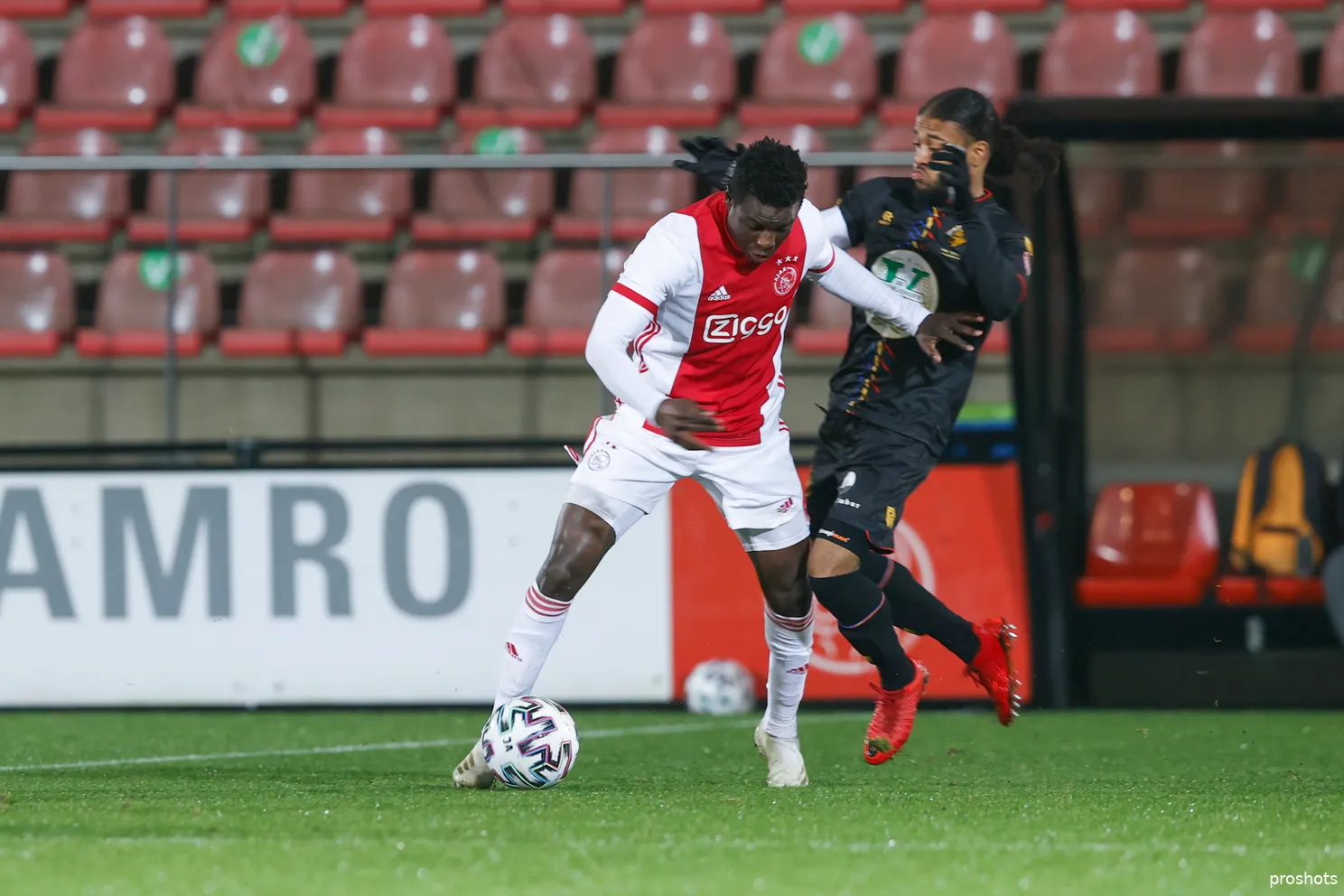 hassane bande jong ajax