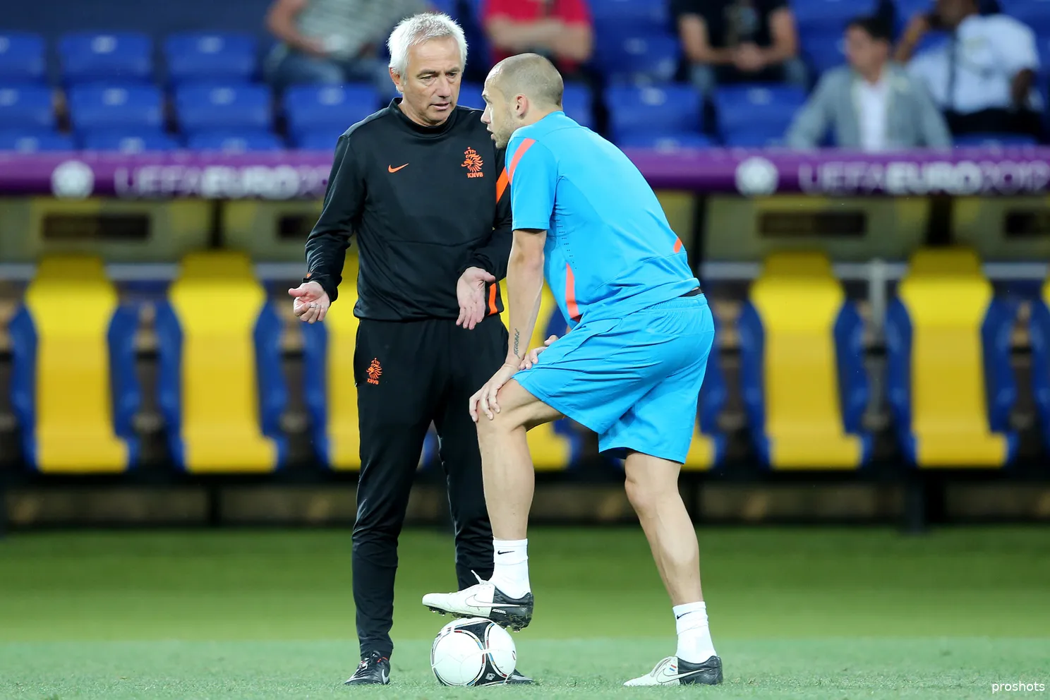 bert van marwijk john heitinga