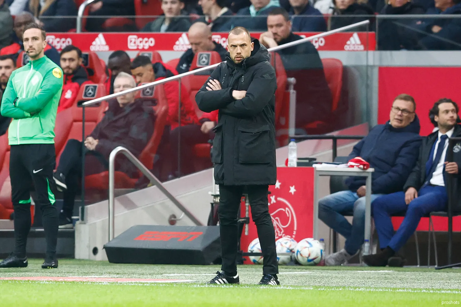 Bergwijn neemt het op voor Heitinga: 'Denk dat we beter met hem door hadden kunnen gaan'