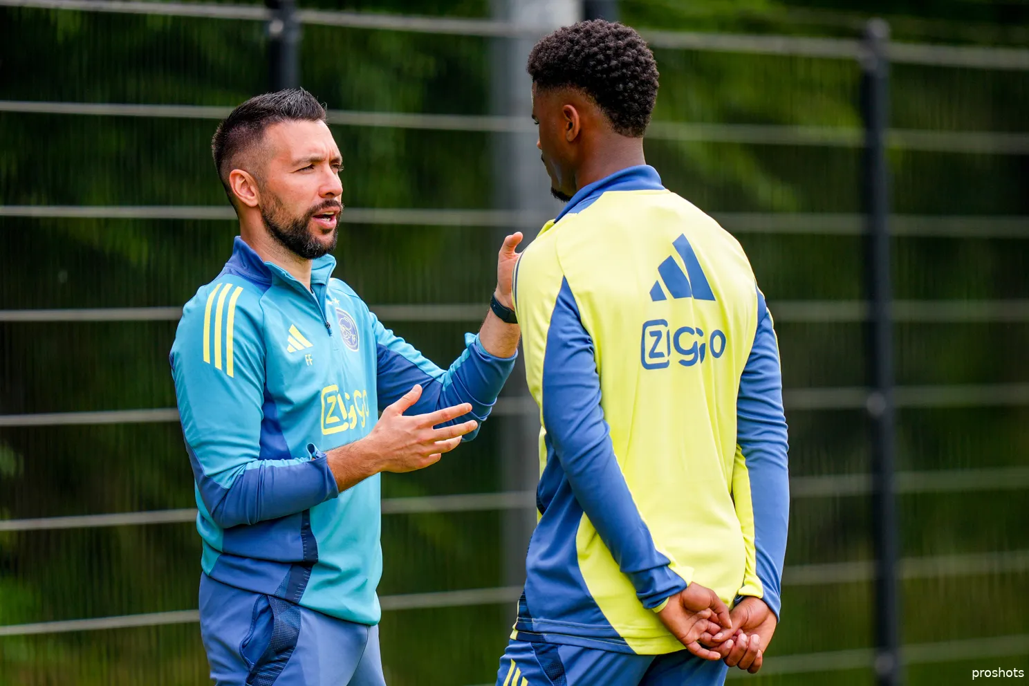 jorrel hato francesco farioli ajax