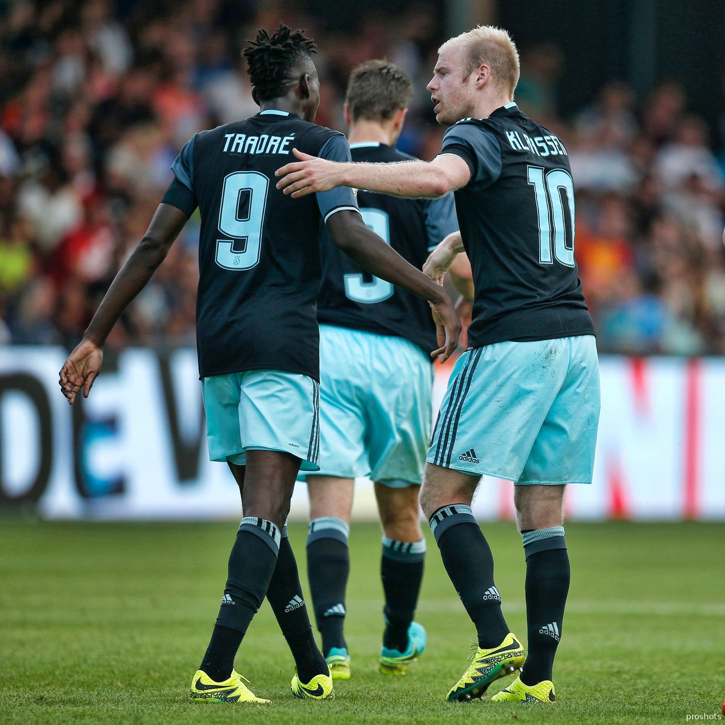 bertrand traore davy klaassen