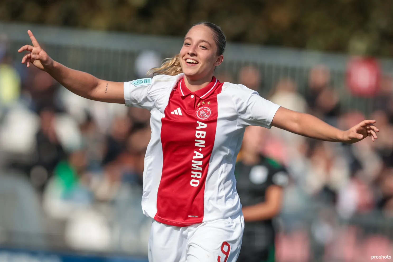 danique tolhoek ajax vrouwen