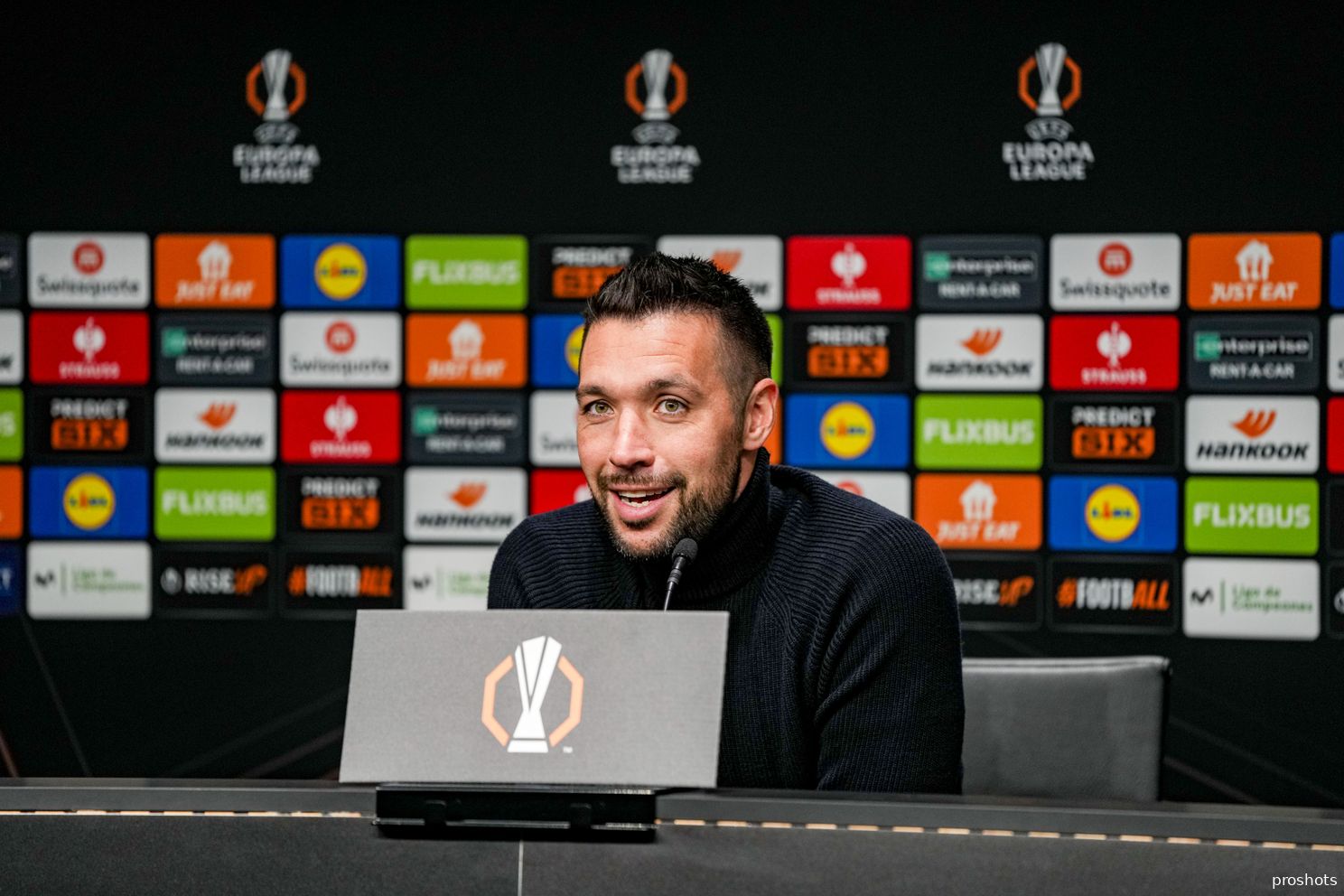 francesco farioli ajax trainer persconferentie