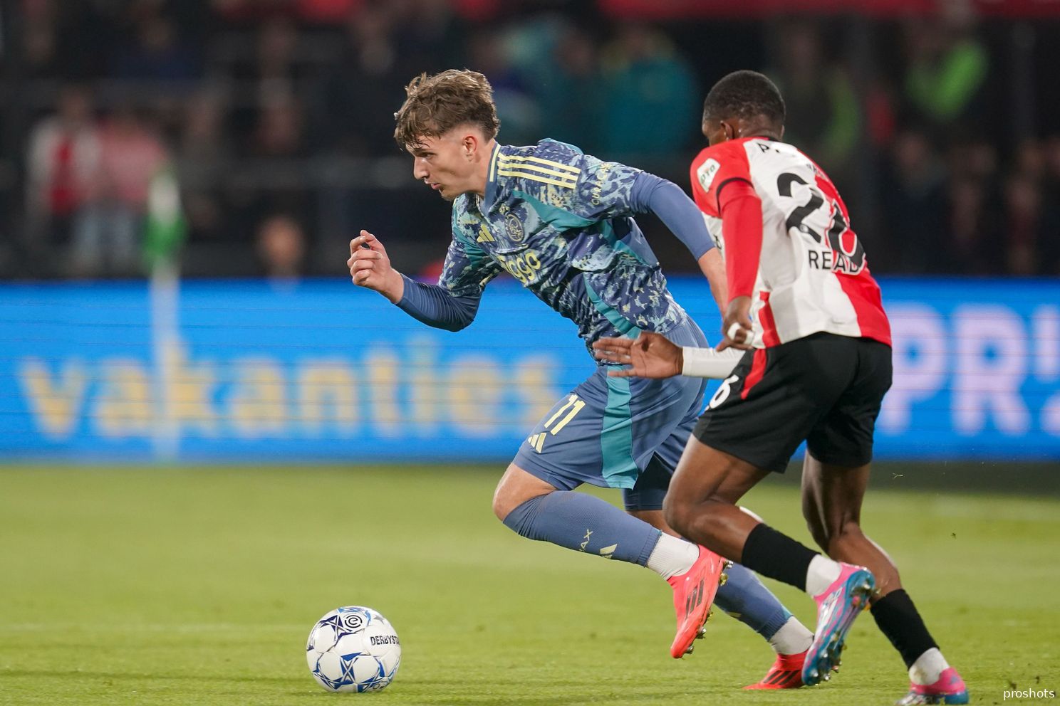 mika godts ajax feyenoord