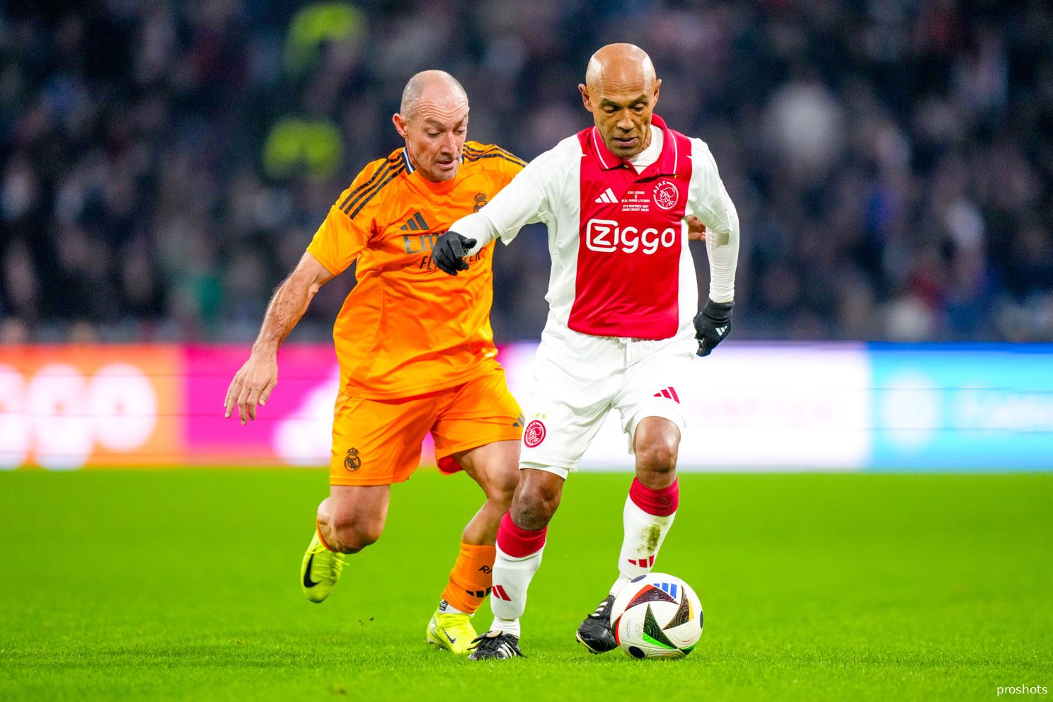 simon tahamata ajax